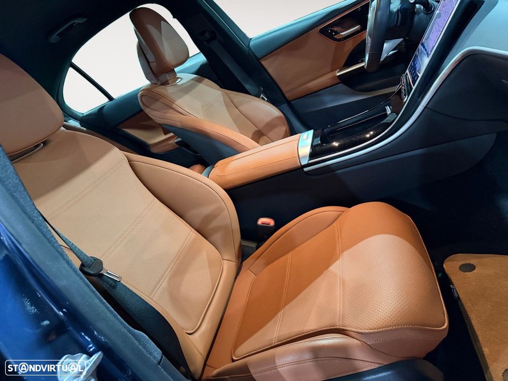 Mercedes-Benz C 300 e Avantgarde - 15