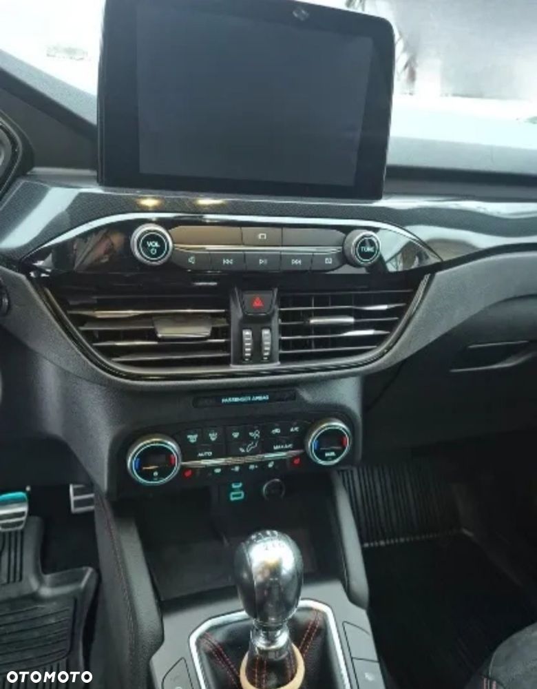 Ford Kuga - 5