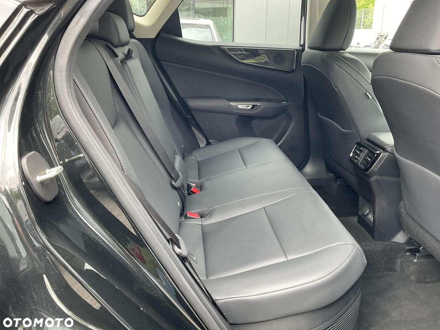 Lexus NX - 18