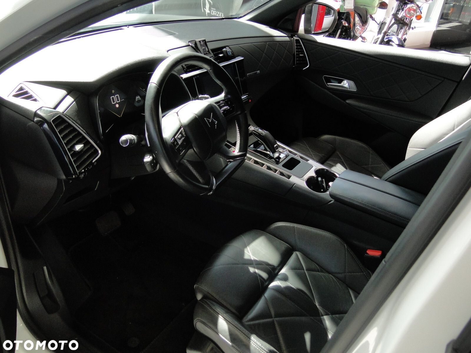 DS Automobiles DS 7 Crossback - 20