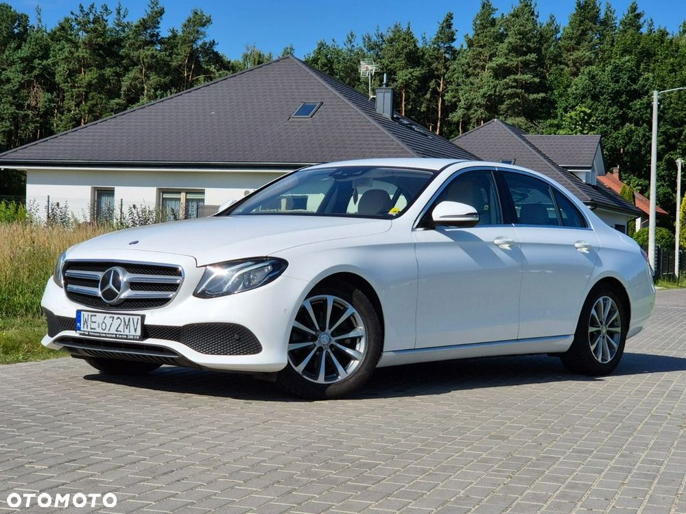 Mercedes-Benz Klasa E 220 d Business Edition 9G-TRONIC - 12