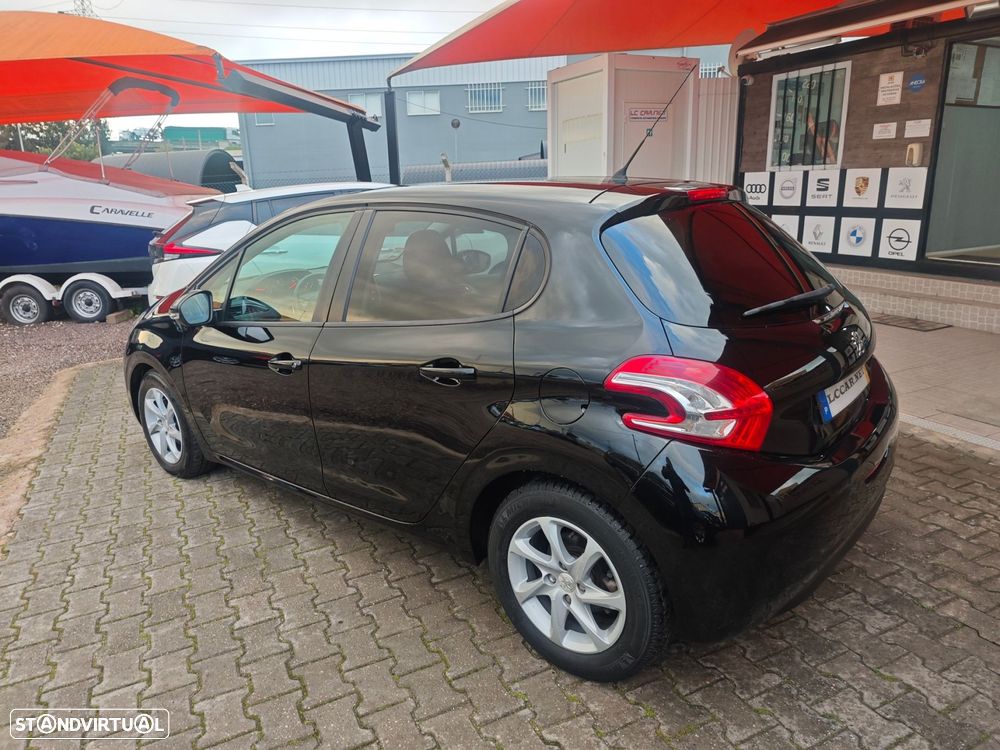 Peugeot 208 1.6 e-HDi Active 2-Tronic - 4
