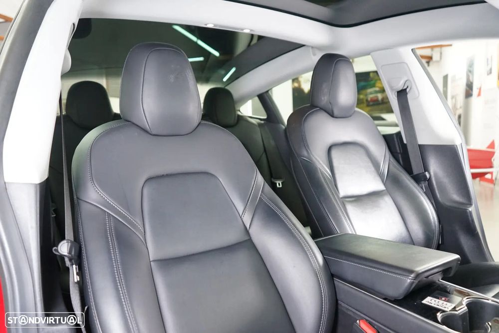 Tesla Model 3 Standard RWD Plus - 30