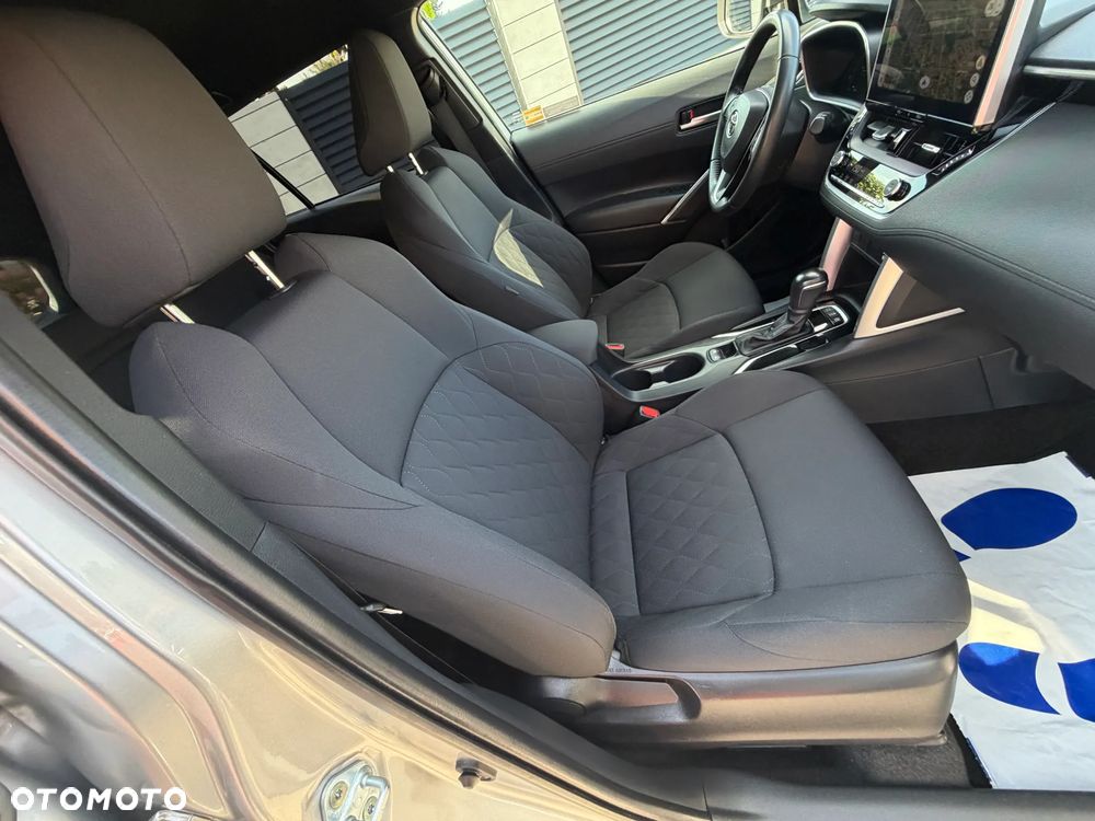 Toyota Corolla Cross 2.0 Hybrid Comfort - 14