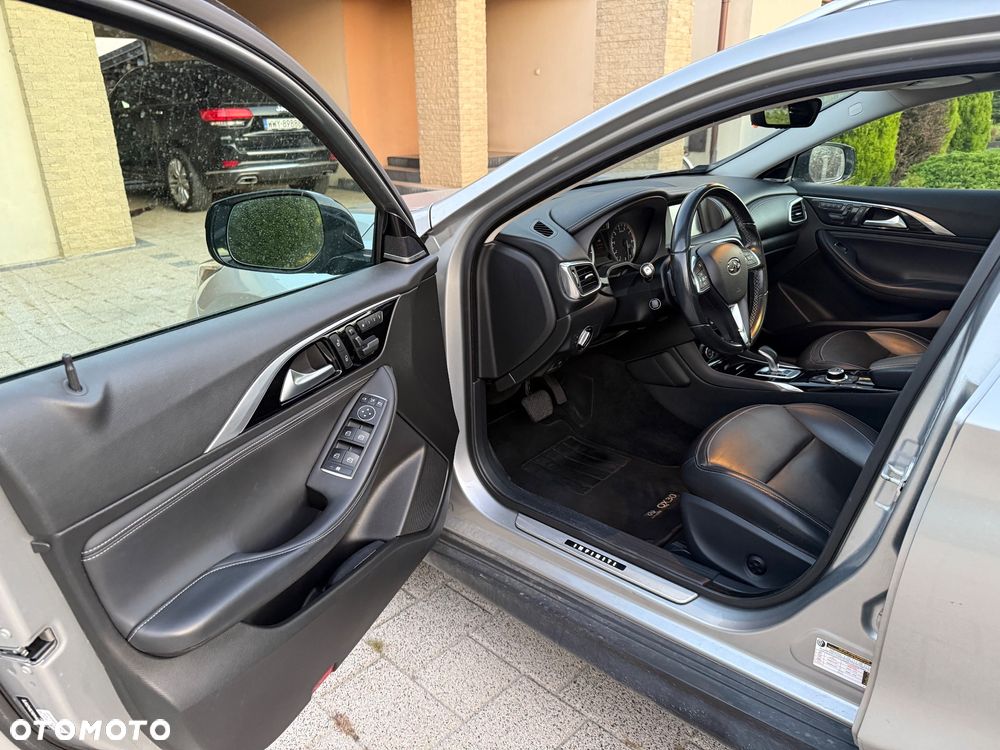 Infiniti QX ver-2-0t-premium-awd-7dct - 8