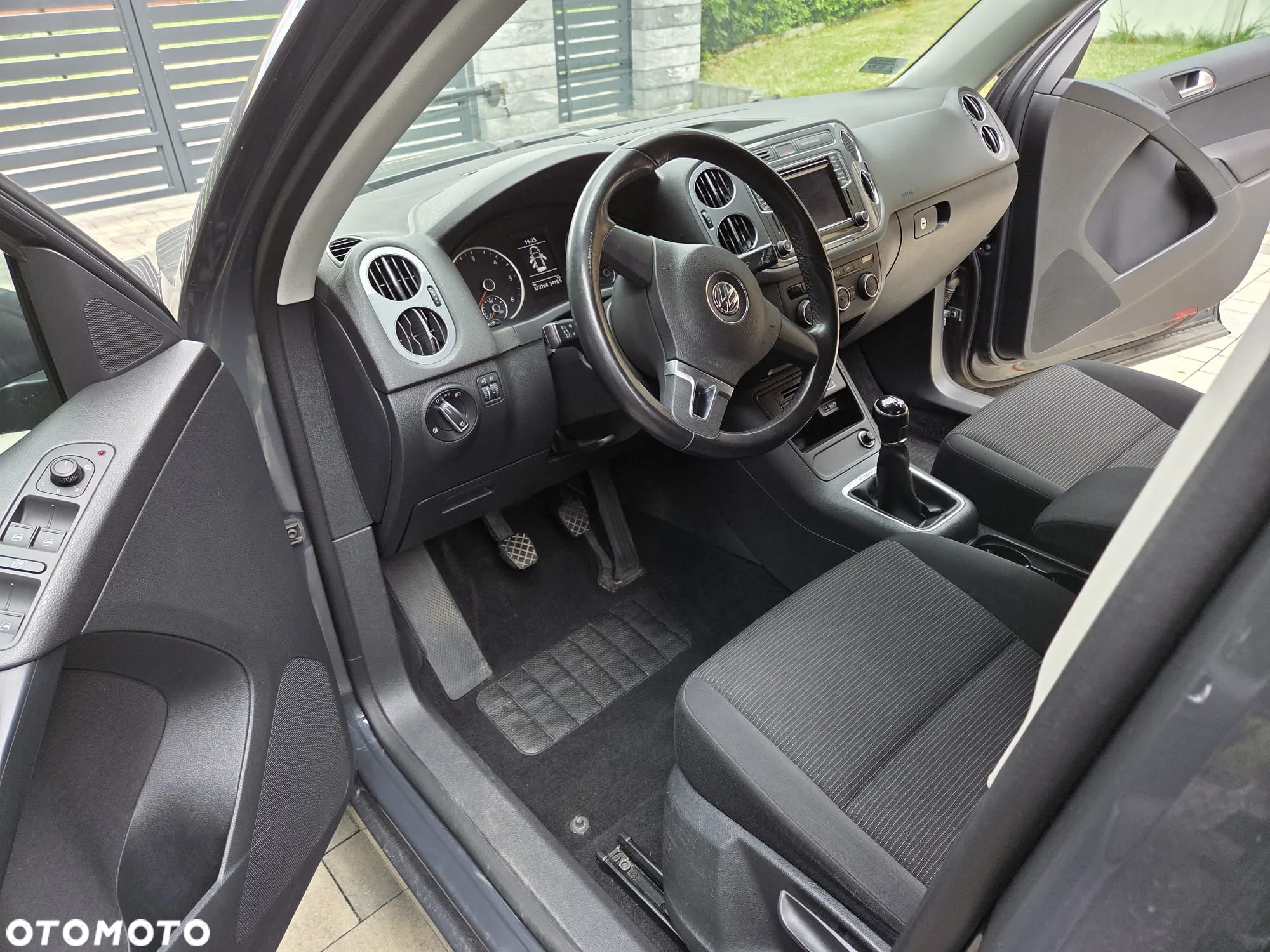 Volkswagen Tiguan - 10