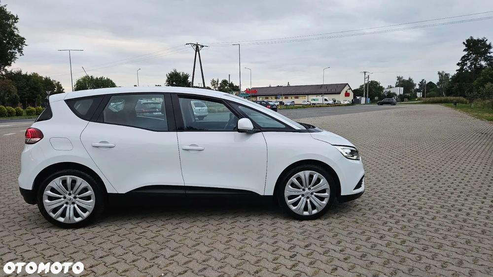 Renault Scenic - 11