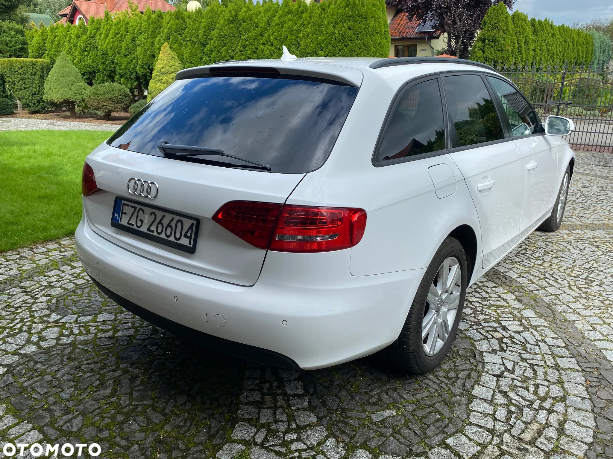 Audi A4 - 4