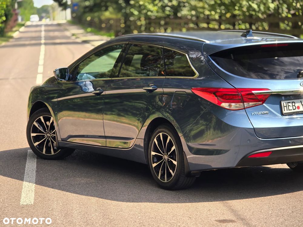Hyundai i40 Kombi blue 1.7 CRDi Premium - 37