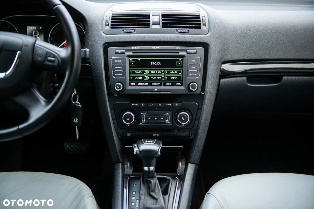 Skoda Octavia 1.8 TSI DSG Laurin & Klement - 31