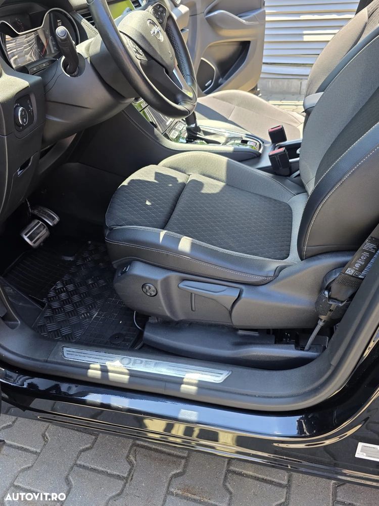 Opel Grandland X 2.0 START/STOP Aut. Innovation - 12