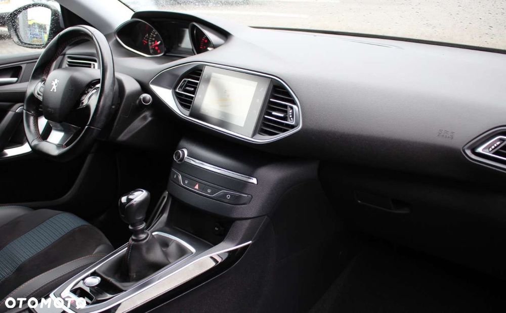 Peugeot 308 - 15
