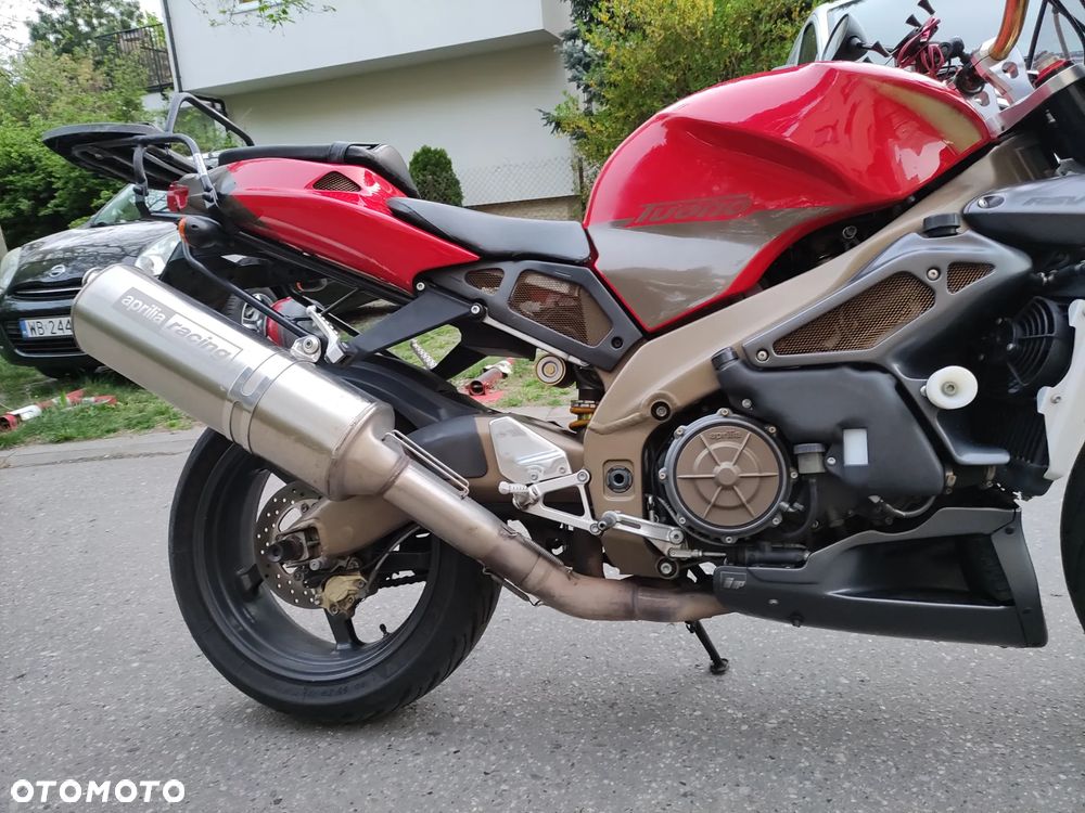 Aprilia Tuono - 12