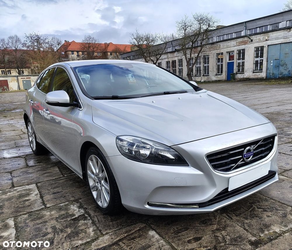 Volvo V40 D2 - 3