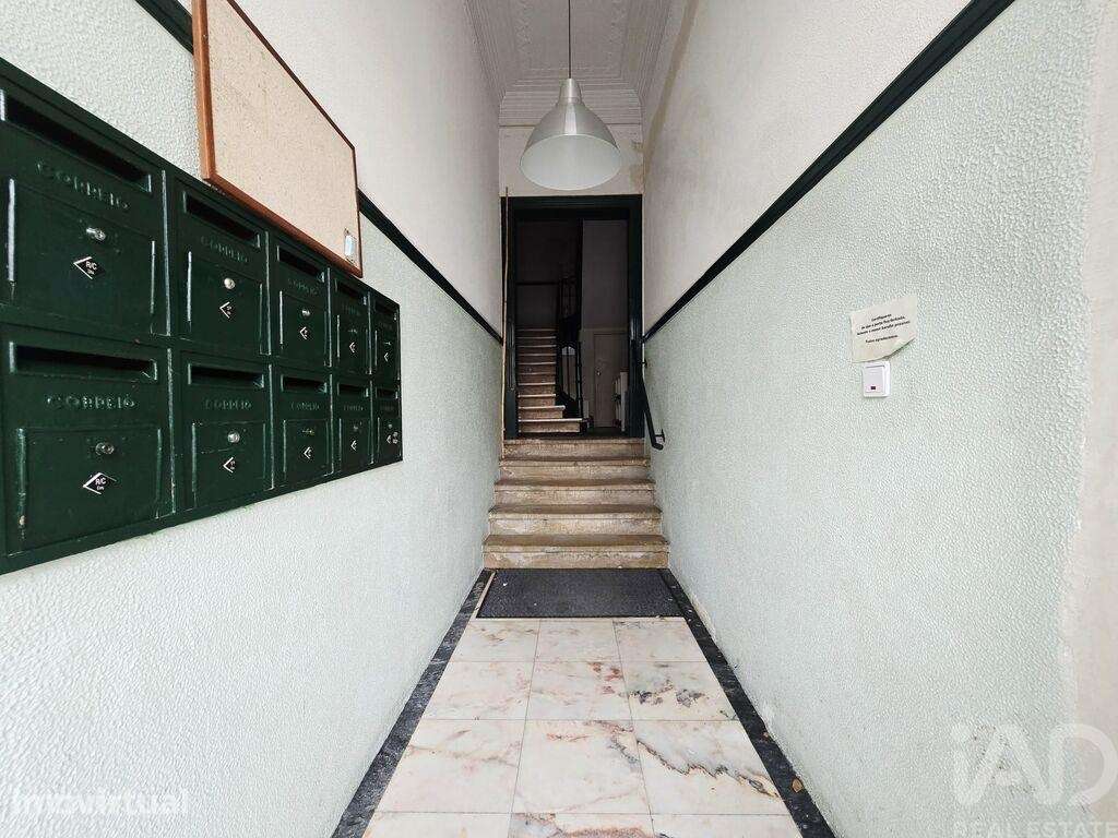 Apartamento T3 em Penha de França de 79 m2 - Grande imagem: 3/35