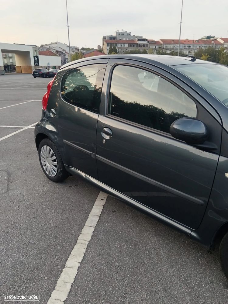 Peugeot 107 1.0 Urban Style - 6