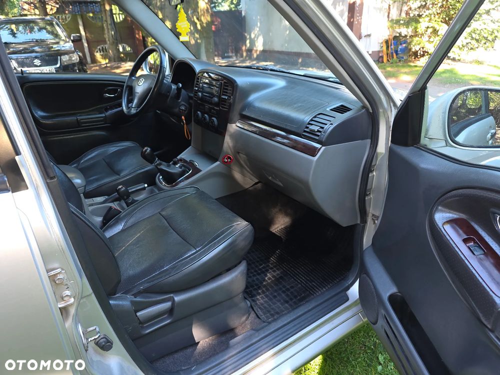 Suzuki Grand Vitara 2.0 TD Comfort Limited - 10
