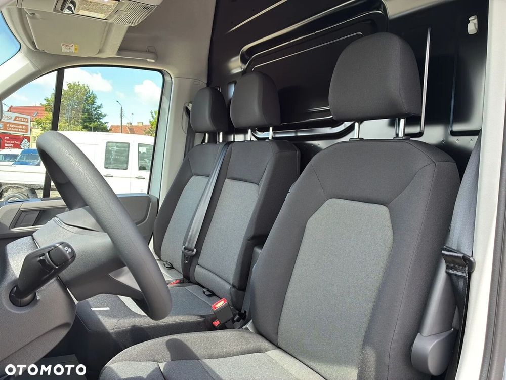 Volkswagen Crafter 35 Furgon L3H3, 2.0TDI 177KM, Wysoki dach, r.o. 3640 - 16