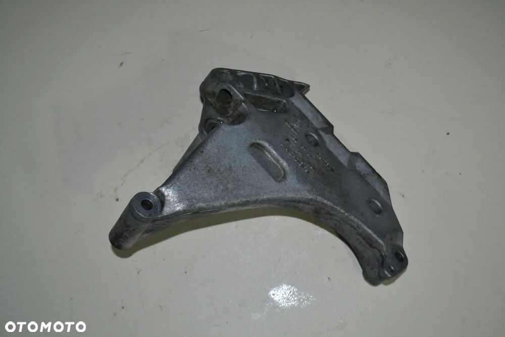 VW AUDI SEAT SKODA 1,6 2,0 TDI ŁAPA MOCOWANIE SILNIKA 03L199207 - 2