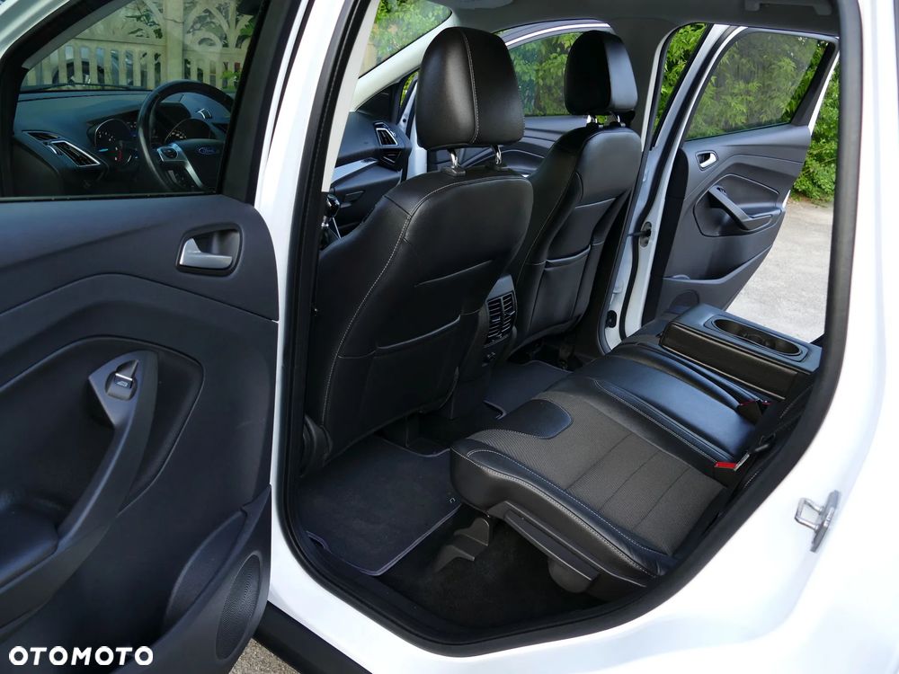 Ford Kuga 2.0 TDCi FWD Titanium - 14
