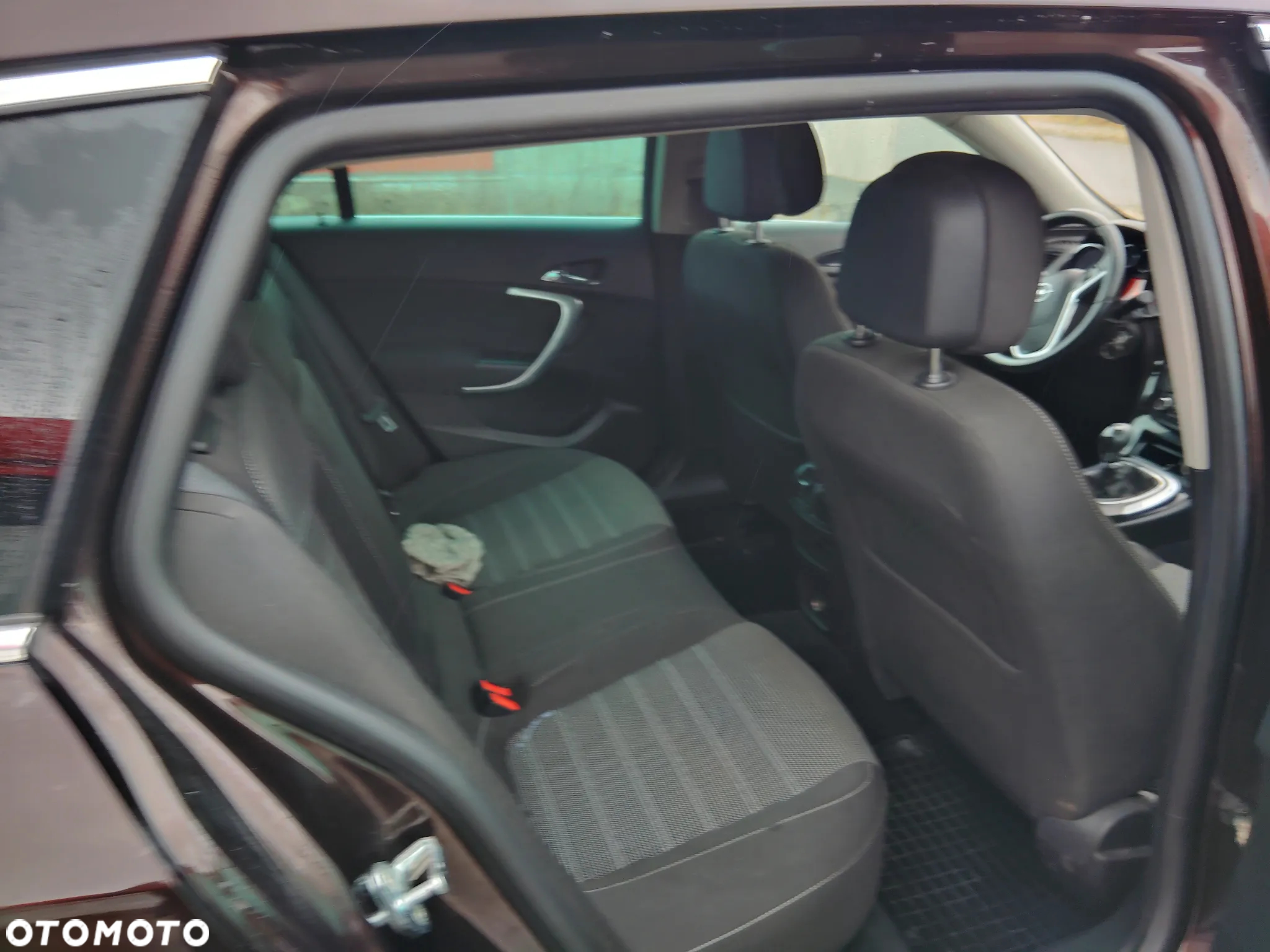 Opel Insignia 1.4 T Edition S&S - 10