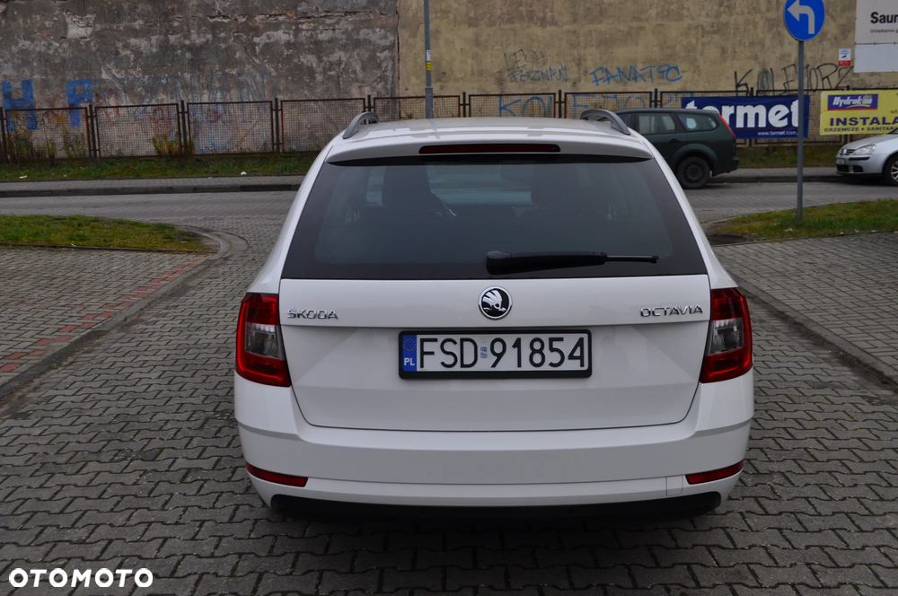 Skoda Octavia 1.6 TDI Style - 8