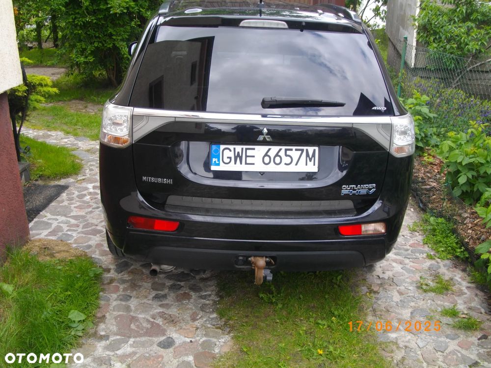 Mitsubishi Outlander Instyle NAVI - 2