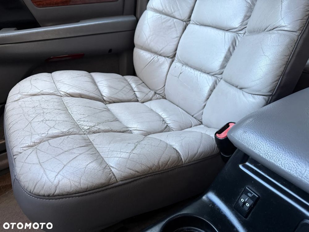 Jeep Grand Cherokee - 9