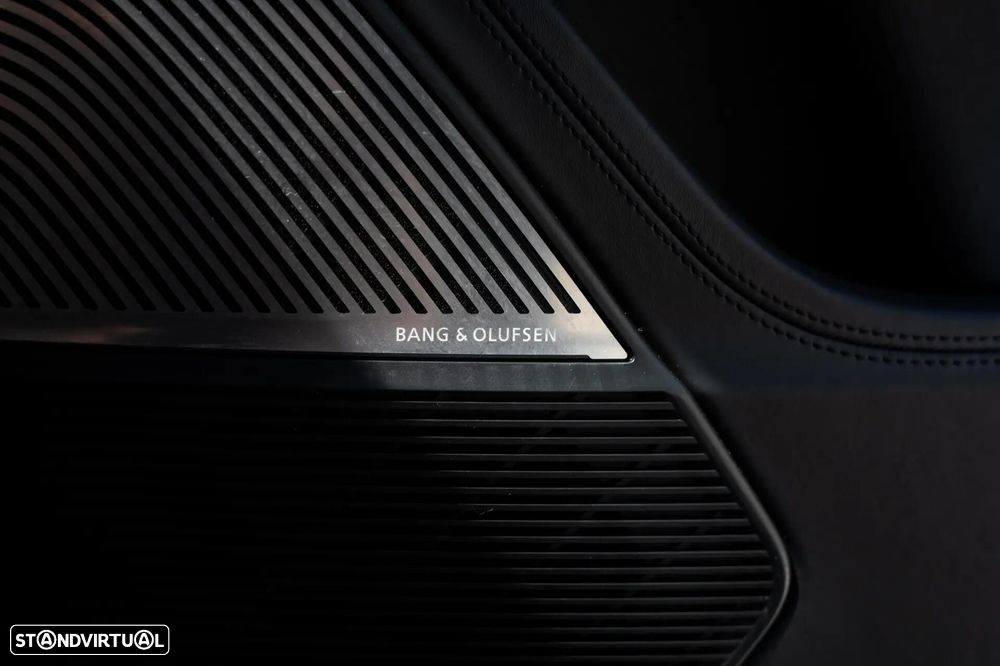 Audi SQ7 4.0 TDI V8 quattro Tiptronic 7L — fotografia 16