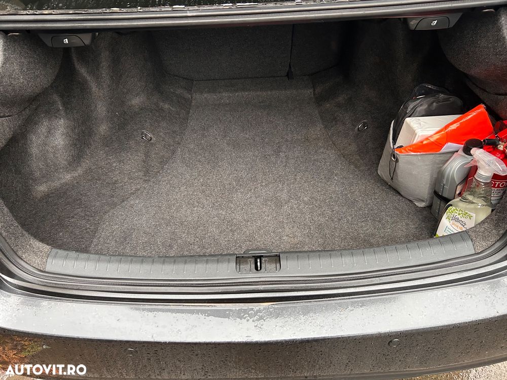 Honda Accord 2.0i MT Lifestile - 5