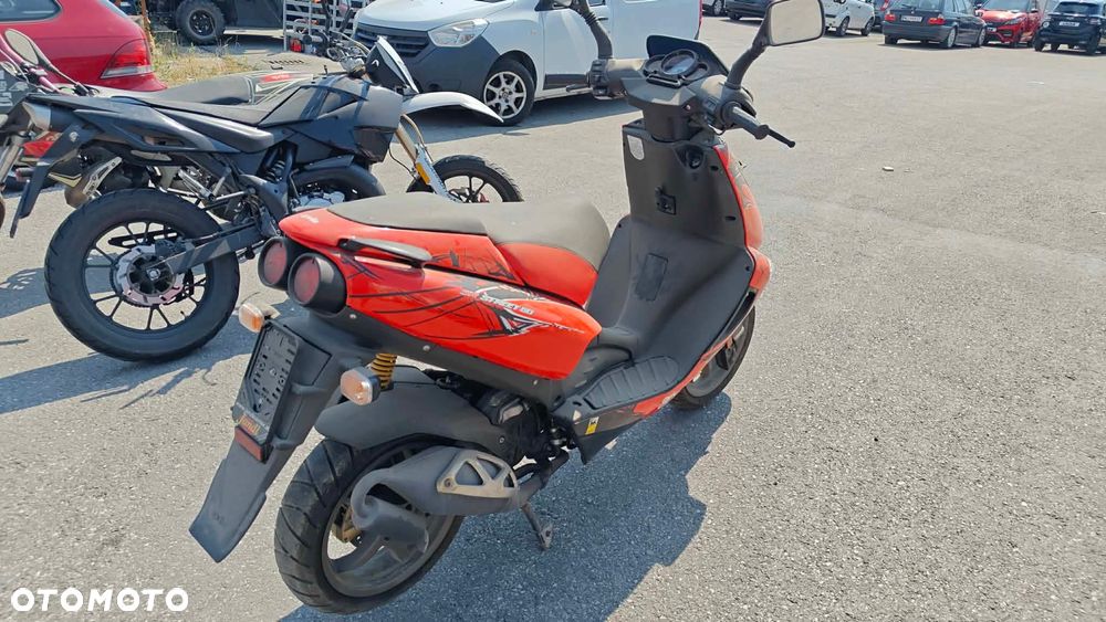 Aprilia SR - 2