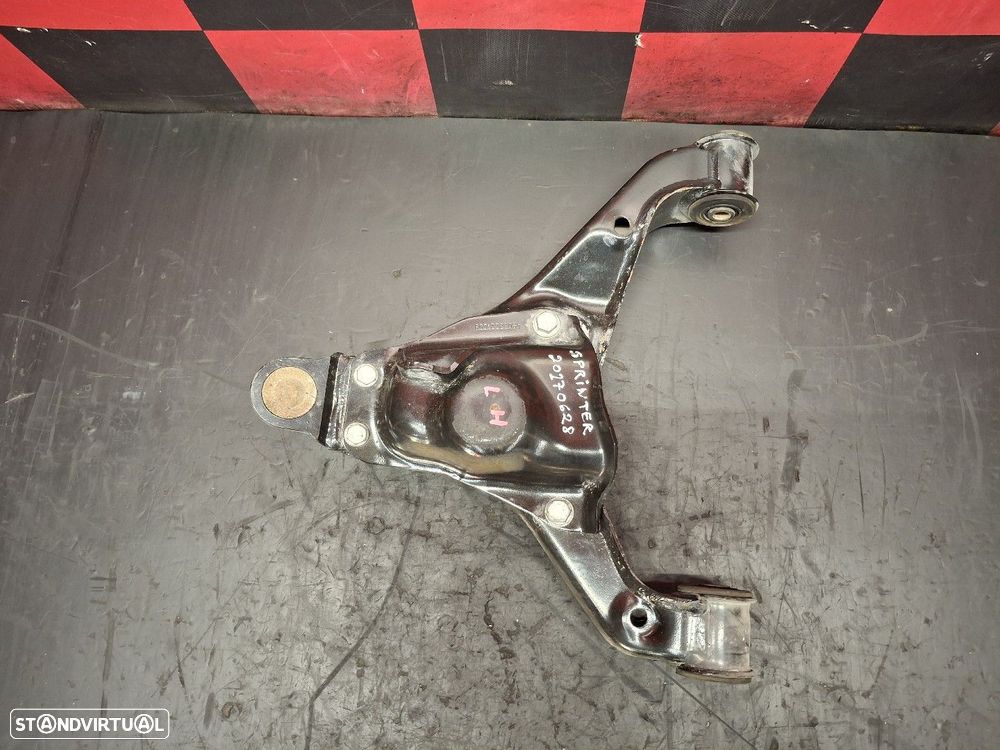 Braço Suspensão Frente Esquerdo Mercedes-Benz Sprinter 3,5-T Caixa (90 - 1