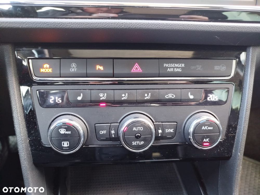 Seat Leon 1.8 TSI Start&Stop DSG FR - 32