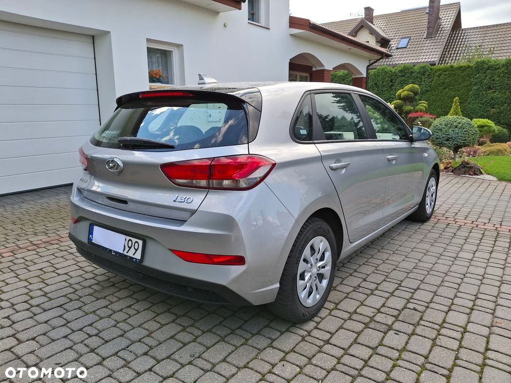 Hyundai i30 1.5 DPI Classic + - 10