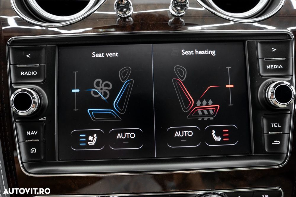 Bentley Bentayga Hybrid - 37