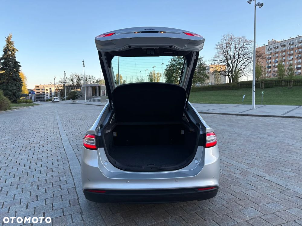 Ford Mondeo 2.0 TDCi Silver X (Amb Plus) - 18