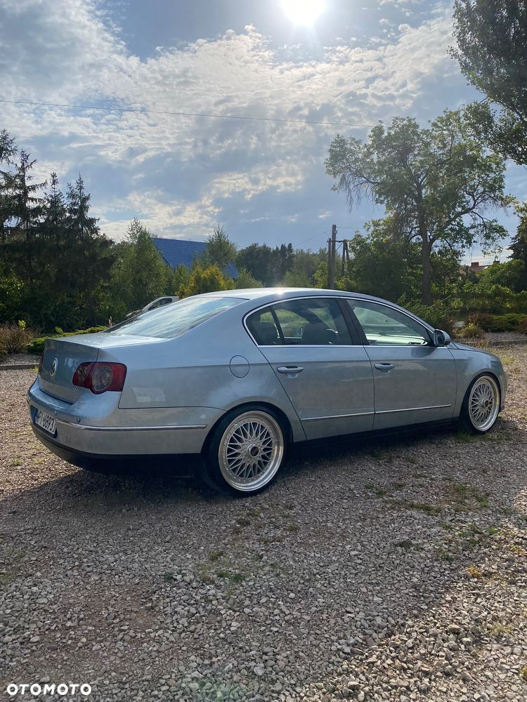 Volkswagen Passat 2.0 TDI Individual - 4
