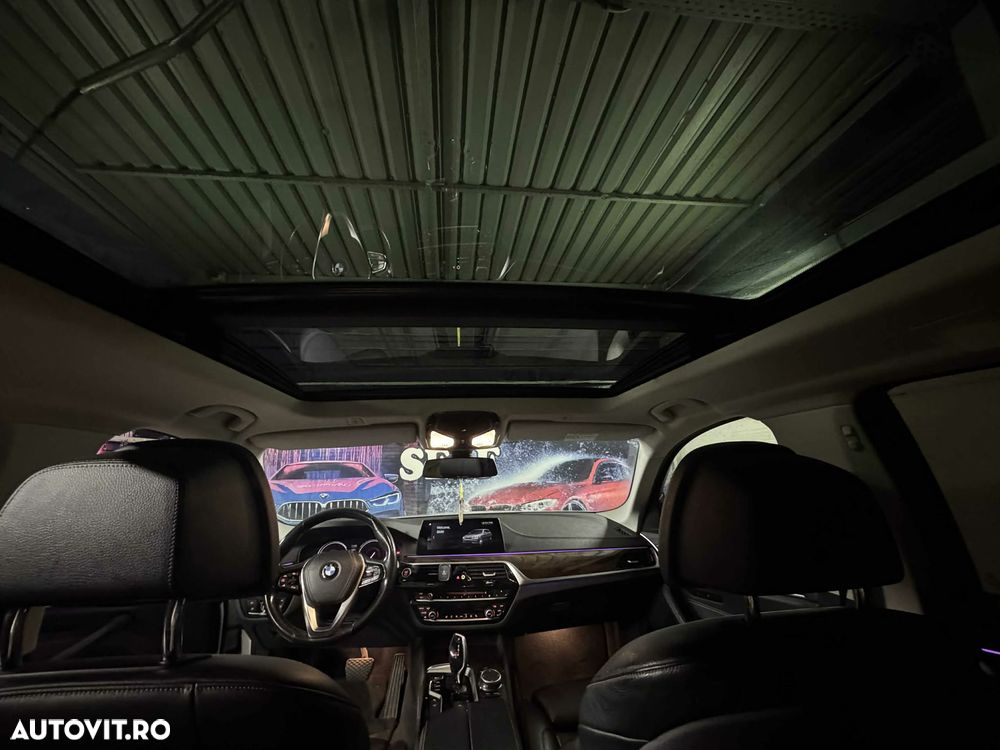 BMW Seria 5 520d xDrive AT - 14