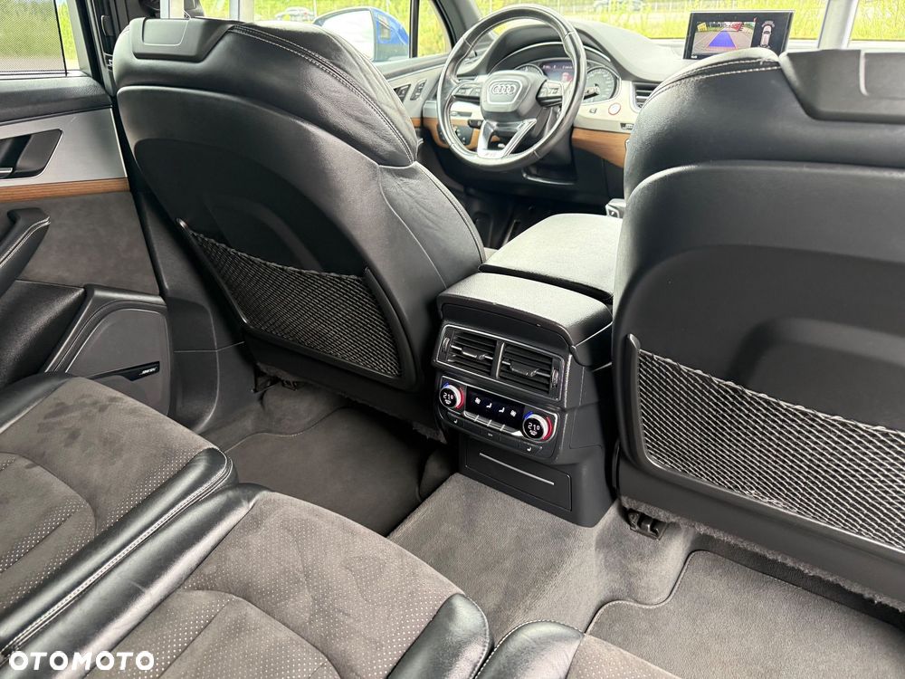 Audi SQ7 - 29
