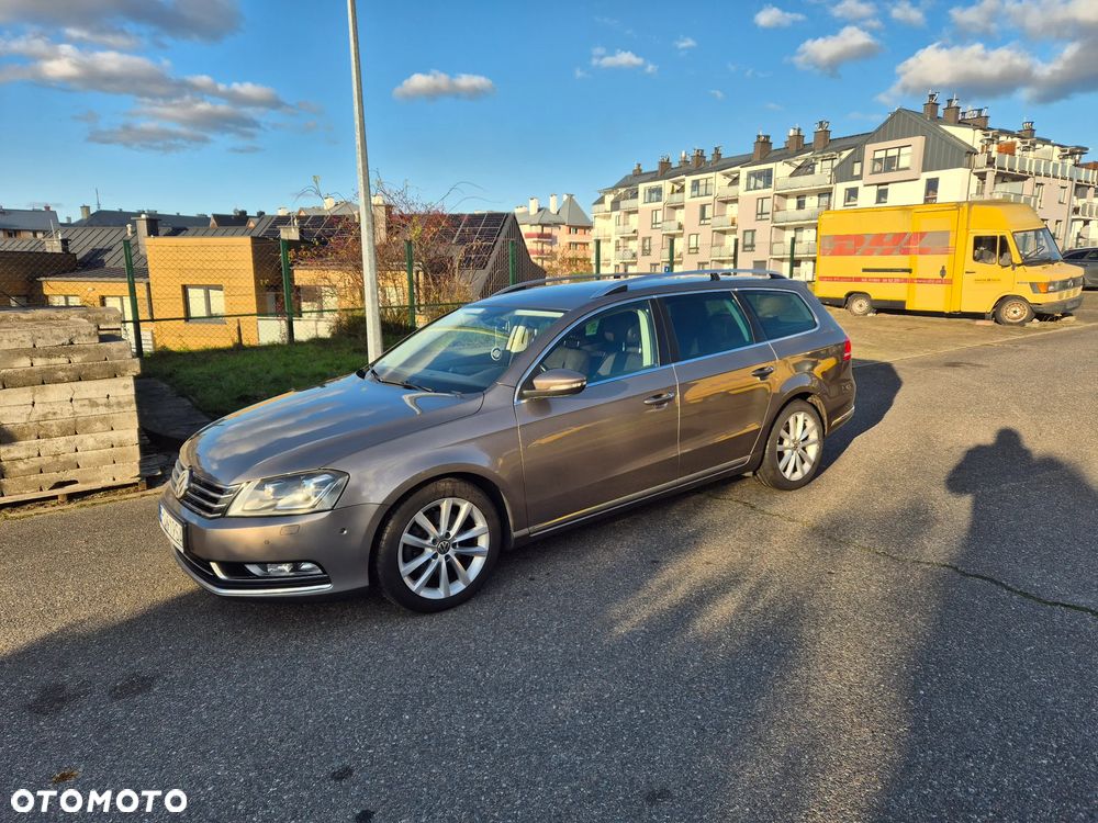 Volkswagen Passat 2.0 TDI DPF Highline DSG - 1