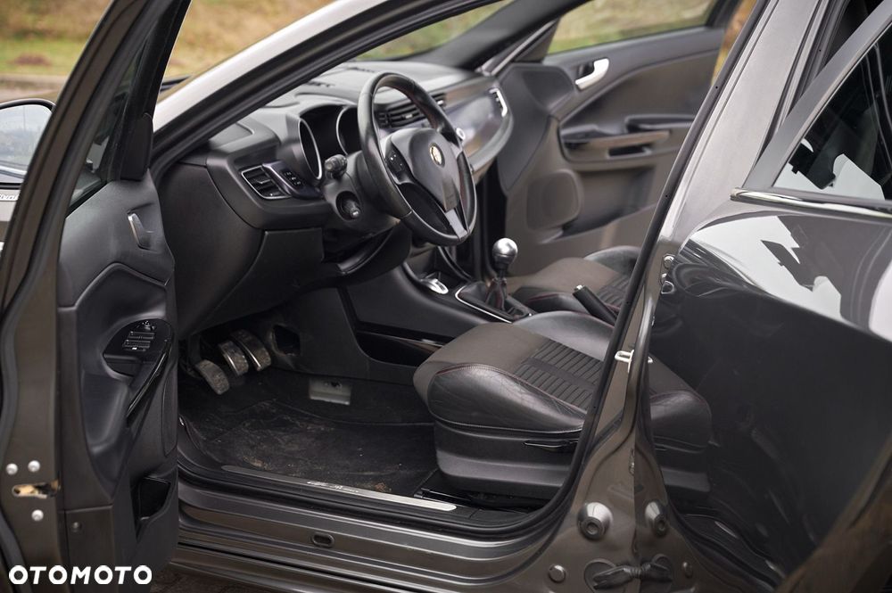 Alfa Romeo Giulietta 1.6 JTDM 16V Business - 17