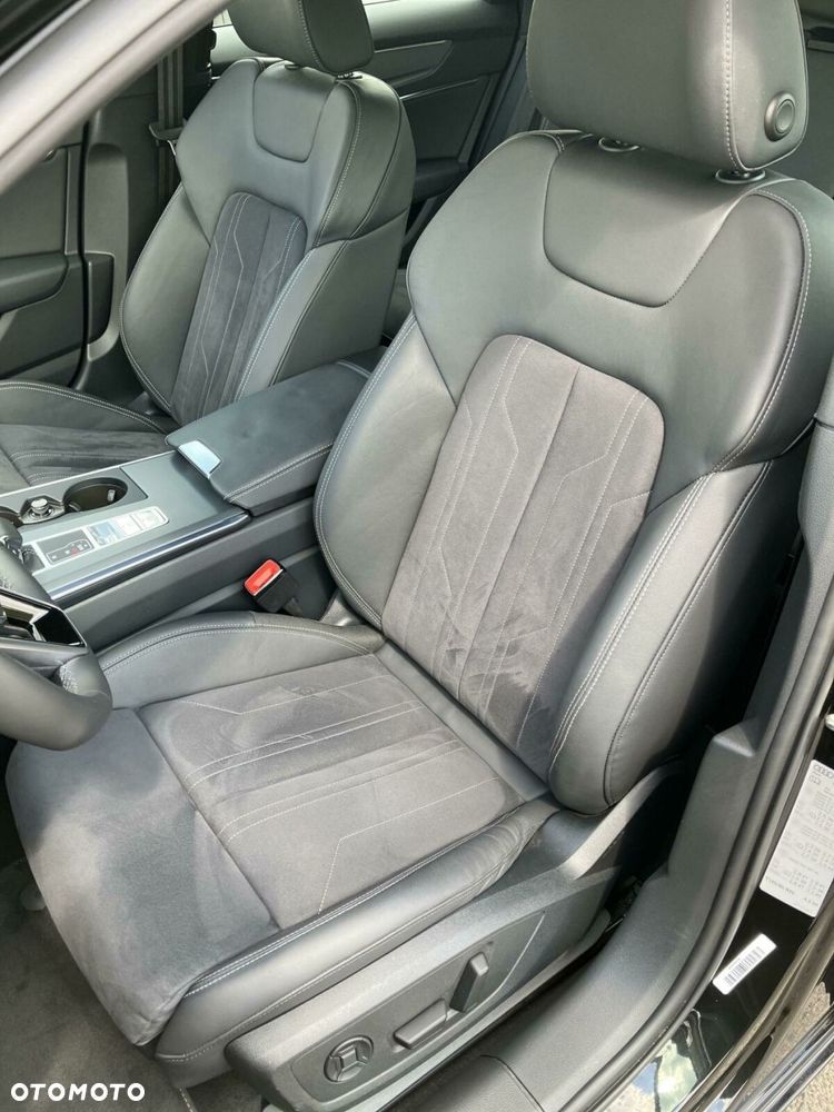 Audi A6 - 12
