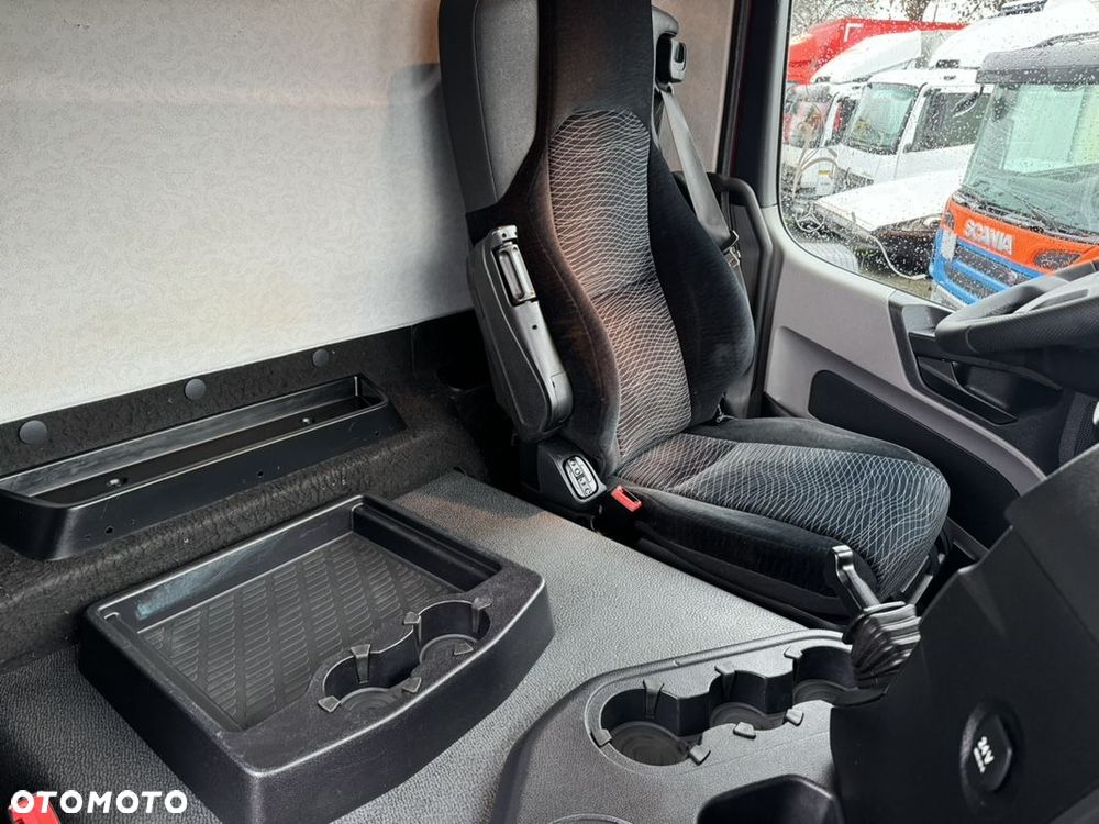 Mercedes-Benz ANTOS 1827 KONTENER 8.20/ Winda/ - 36