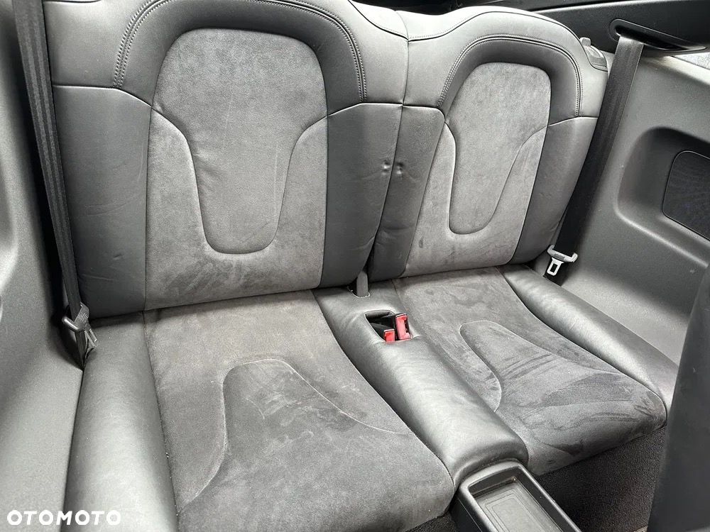 FOTELE SIEDZENIA AUDI TT 8J - 3