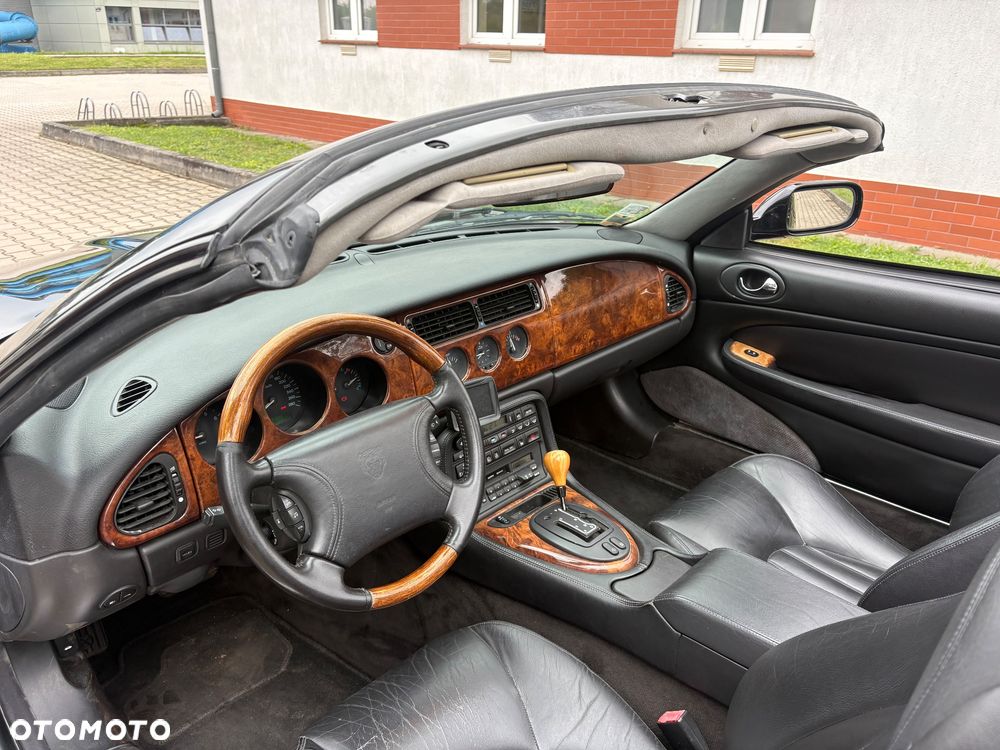 Jaguar XK8 4.0 - 9