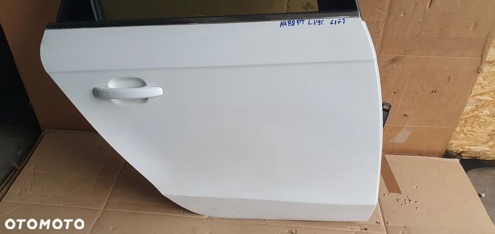 Drzwi prawy tył prawe tylne A4 B8 Sedan LY9C - 5