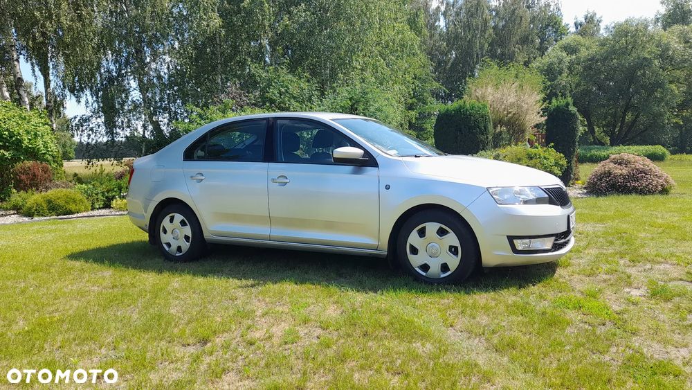 Skoda RAPID 1.2 Ambition Max - 16