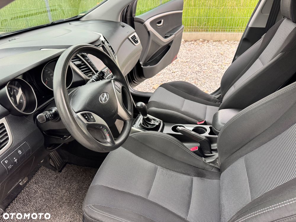 Hyundai i30 - 19