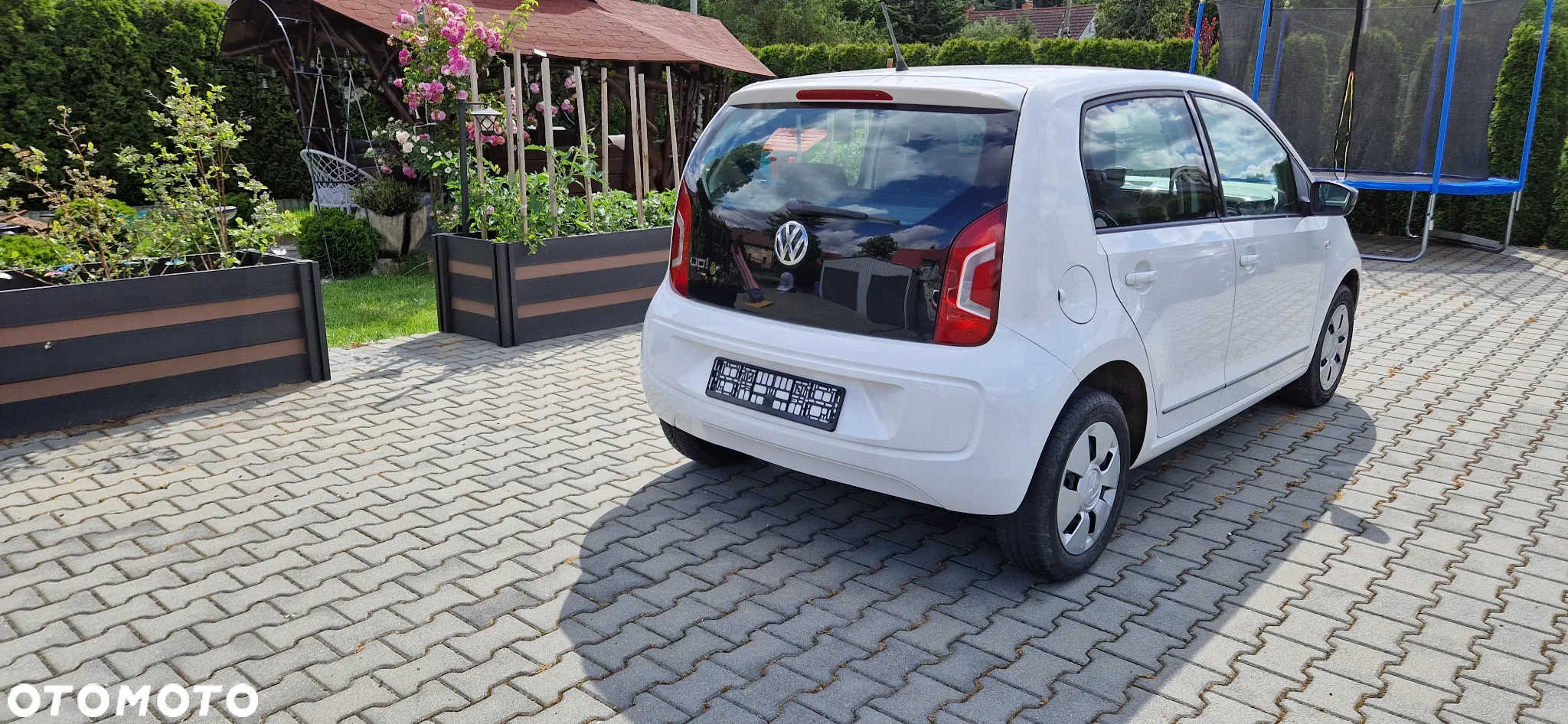 Volkswagen up! cheer - 4