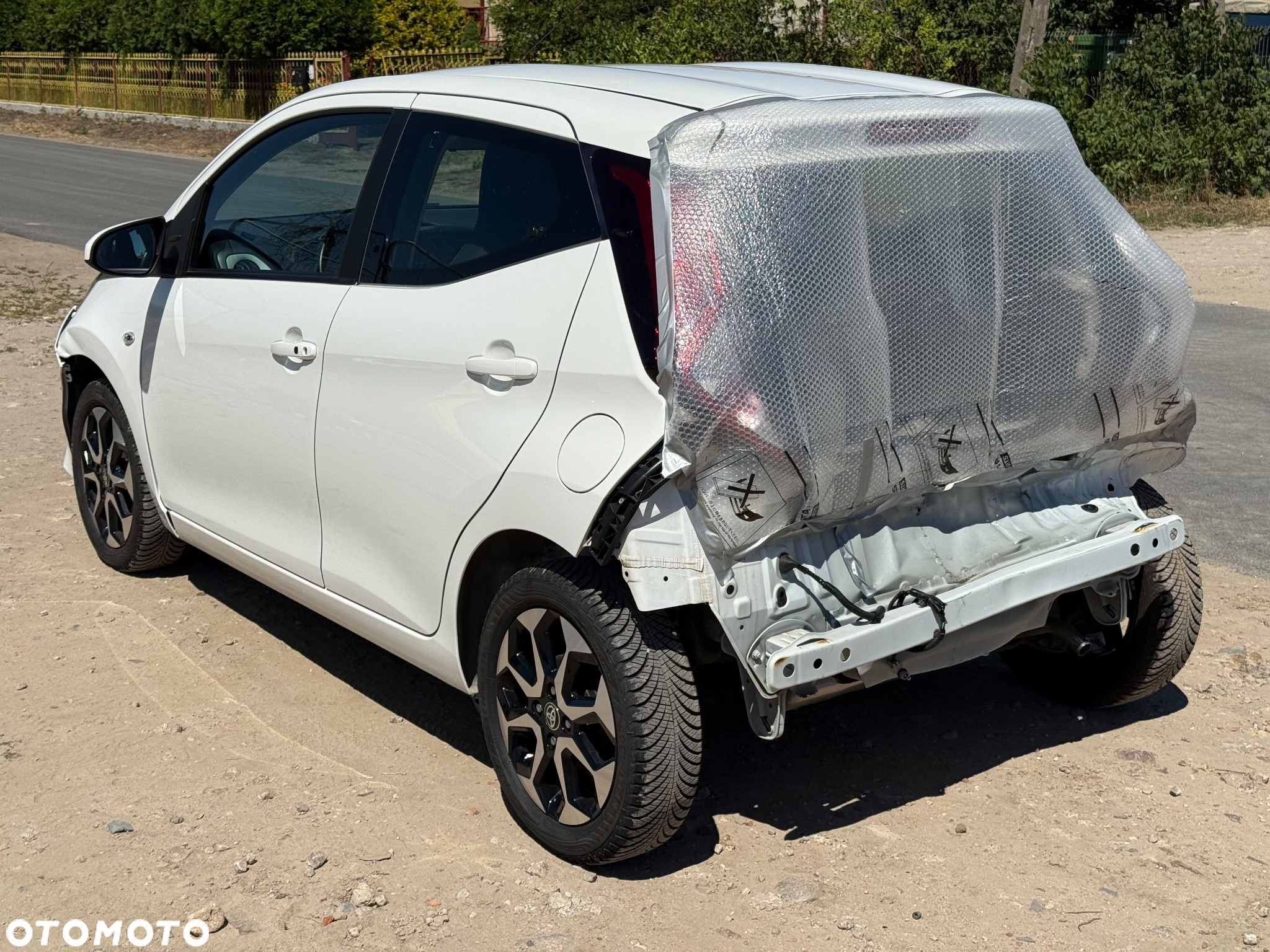 Toyota Aygo x.shift x-play connect - 5